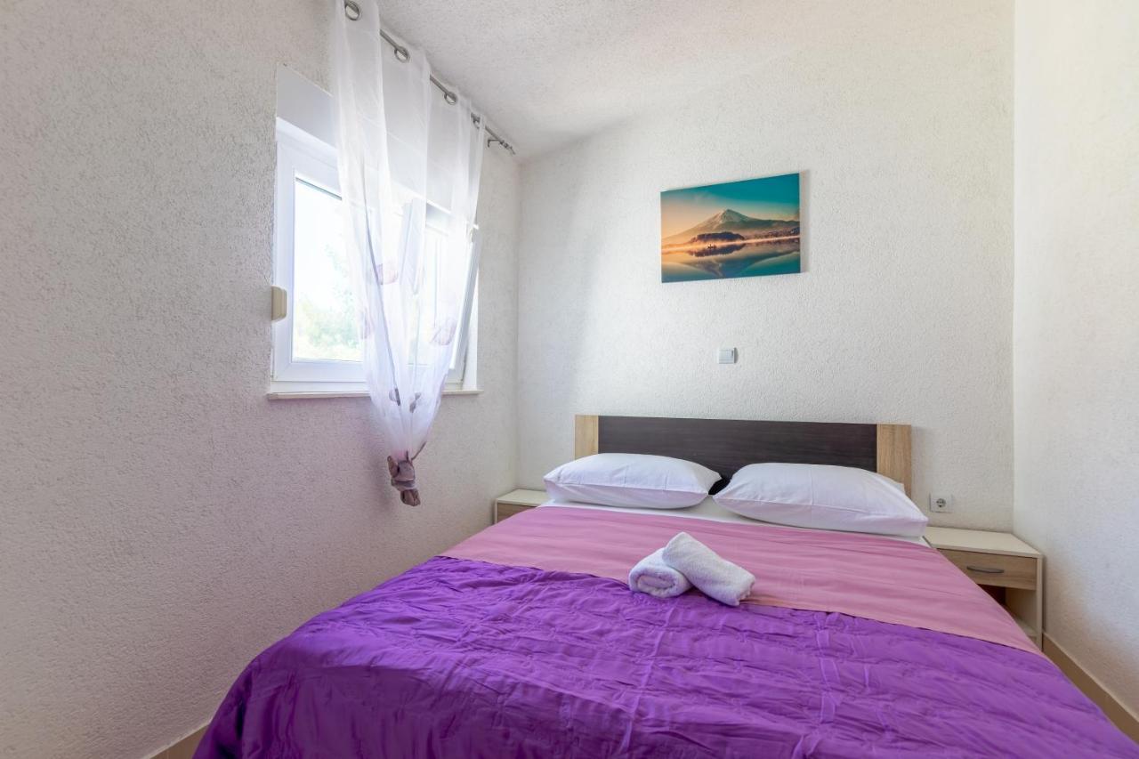 Seaside Secluded Apartments Cove Torac, Hvar - 575 Gdinj Eksteriør billede